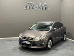 Brun Begagnad 2013 Ford Focus Titanium Halvkombi | 79 900 kr (Marknadspris)
