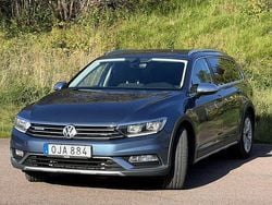 Blå Begagnad 2017 VW Passat Alltrack Kombi | 228 000 kr (Lite dyr)
