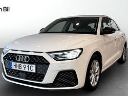 Vit Begagnad 2022 Audi A1 Sportback Proline Halvkombi | 224 000 kr (Marknadspris)