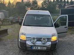 Grå Begagnad 2007 Ford Tourneo Connect Minibuss | 45 000 kr