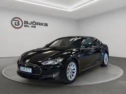 Svart Begagnad 2015 Tesla Model S Sedan | 189 500 kr