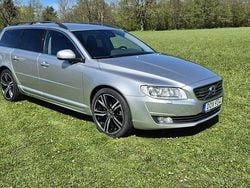 Silver Begagnad 2015 Volvo V70 Momentum Kombi | 110 000 kr (Bra pris)