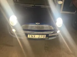 Blå Begagnad 2003 Mini Cooper Pepper Halvkombi | 29 900 kr (Marknadspris)