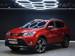 Mörkröd (röd) Begagnad 2014 Toyota RAV4 SUV | 169 900 kr (Marknadspris)