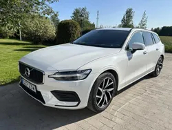 Vit Begagnad 2019 Volvo V60 Momentum Kombi | 219 000 kr (Bra pris)