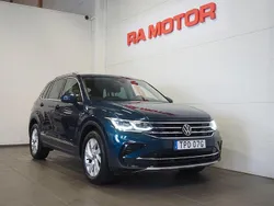 Mörkblå Begagnad 2022 VW Tiguan Elegance SUV | 309 900 kr (Bra pris)