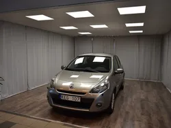 Ljusbrun Begagnad 2009 Renault Clio II Halvkombi | 69 900 kr