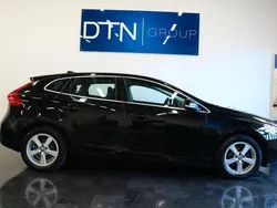 Begagnad 2013 Volvo V40 Momentum Kombi | 99 500 kr (Marknadspris)