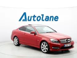 Eldopal röd Begagnad 2011 Mercedes C250 AMG Sportkupé | 179 900 kr (Marknadspris)