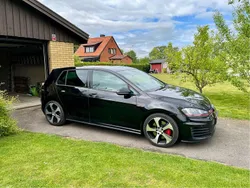 Svart Begagnad 2014 VW Golf VII GTI Halvkombi | 81 995 kr