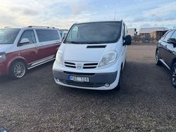 Vit Begagnad 2013 Nissan Primastar Minibuss | 59 500 kr