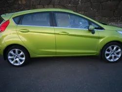 Grön Begagnad 2011 Ford Fiesta Titanium Halvkombi | 39 000 kr (Marknadspris)