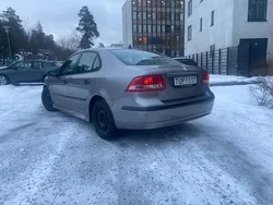Grå Begagnad 2003 Saab 9-3 Sedan | 4 000 kr