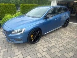Blå Begagnad 2015 Volvo V60 Momentum Kombi | 149 000 kr (Marknadspris)