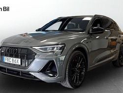 Chronosgrå metallic Begagnad 2022 Audi e-tron S-Line SUV | 499 000 kr (Lite dyr)
