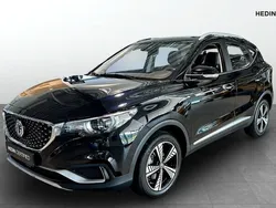 Svart Begagnad 2020 MG ZS Luxury Sedan | 194 900 kr (Marknadspris)