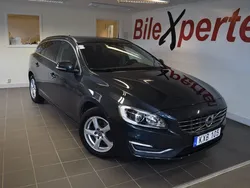 Grå Begagnad 2016 Volvo V60 Momentum Kombi | 144 900 kr (Marknadspris)