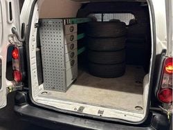 Begagnad 2015 Peugeot Partner Van | 58 500 kr (Bra pris)