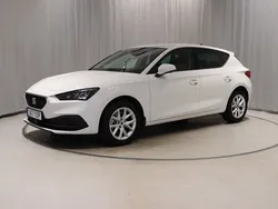 Vit Begagnad 2024 Seat Leon Halvkombi | 218 900 kr (Bra pris)