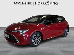 Röd Begagnad 2019 Toyota Corolla Executive Halvkombi | 219 000 kr (Marknadspris)