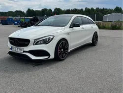 Vit Begagnad 2017 Mercedes CLA45 AMG Shooting Brake AMG Kombi | 275 000 kr