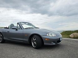Grå Begagnad 2004 Mazda MX5 Cab | 63 500 kr (Lite dyr)