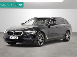 Svart Begagnad 2018 BMW 520 Sport Line Kombi | 277 900 kr (Marknadspris)