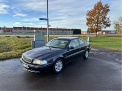 Grå Begagnad 2001 Volvo C70 Sportkupé | 44 900 kr (Marknadspris)
