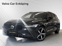 Grå Begagnad 2024 Volvo V60 Ultra Kombi | 529 900 kr