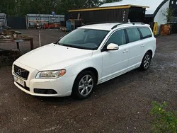 Vit Begagnad 2011 Volvo V70 Momentum Kombi | 46 000 kr (Bra pris)