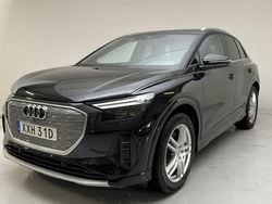 Svart Begagnad 2023 Audi Q4 e-tron Advanced SUV | 299 000 kr (Bra pris)