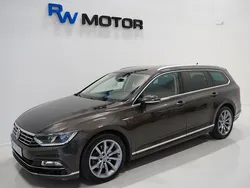 Mörkbrun Begagnad 2017 VW Passat R-line Kombi | 204 900 kr (Marknadspris)