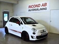 Vit Begagnad 2010 Abarth 500 Halvkombi | 99 900 kr