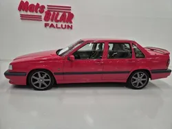 Röd Begagnad 1996 Volvo 850 Sedan | 600 000 kr