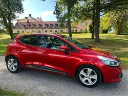 Begagnad 2015 Renault Clio IV Halvkombi | 65 000 kr