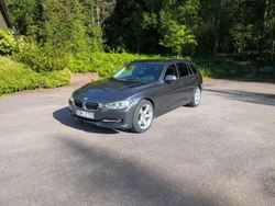 Grå Begagnad 2013 BMW 318 Sport Line Kombi | 110 000 kr (Bra pris)