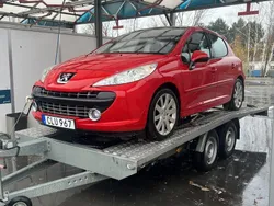 Röd Begagnad 2008 Peugeot 207 Halvkombi | 12 000 kr (Superpris)