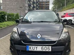 Svart Begagnad 2010 Renault Clio R.S. Halvkombi | 30 000 kr (Marknadspris)