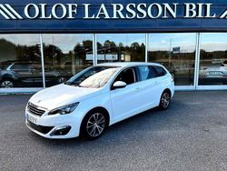 Vit Begagnad 2016 Peugeot 308 Allure Kombi | 118 000 kr (Marknadspris)