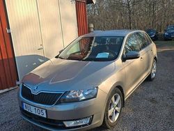 Brun Begagnad 2016 Skoda Rapid Halvkombi | 95 000 kr (Marknadspris)