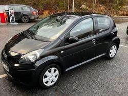 Begagnad 2009 Toyota Aygo Halvkombi | 21 000 kr (Bra pris)