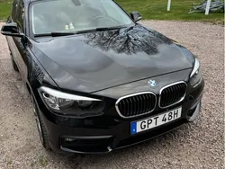 Svart Begagnad 2017 BMW 118 Advantage Halvkombi | 125 000 kr (Superpris)