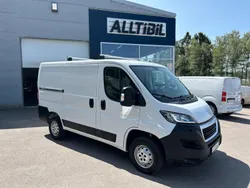 Vit Begagnad 2022 Peugeot Boxer Van | 249 900 kr (Lite dyr)