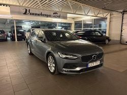 Grå Begagnad 2018 Volvo V90 Momentum Kombi | 199 900 kr (Lite dyr)