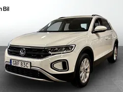 Vit (pure white) Begagnad 2024 VW T-Roc Edition SUV | 279 800 kr (Bra pris)
