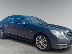 Mörkgrå (grå) Begagnad 2011 Mercedes E250 Avantgarde Sedan | 119 900 kr (Bra pris)