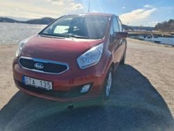 Röd Begagnad 2013 Kia Venga Halvkombi | 105 000 kr (Lite dyr)
