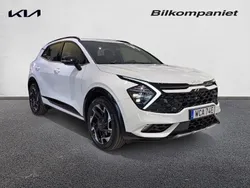 Vit (snow white pearl) Ny 2025 Kia Sportage GT-Line SUV | 492 525 kr (Bra pris)