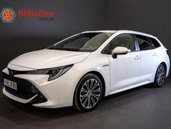 Vit Begagnad 2019 Toyota Corolla Style Kombi | 219 900 kr (Bra pris)