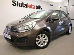Brun Begagnad 2013 Kia Rio Halvkombi | 67 900 kr (Dyr)